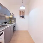 N' Cozy T8 W' 2bedrm Будапешт